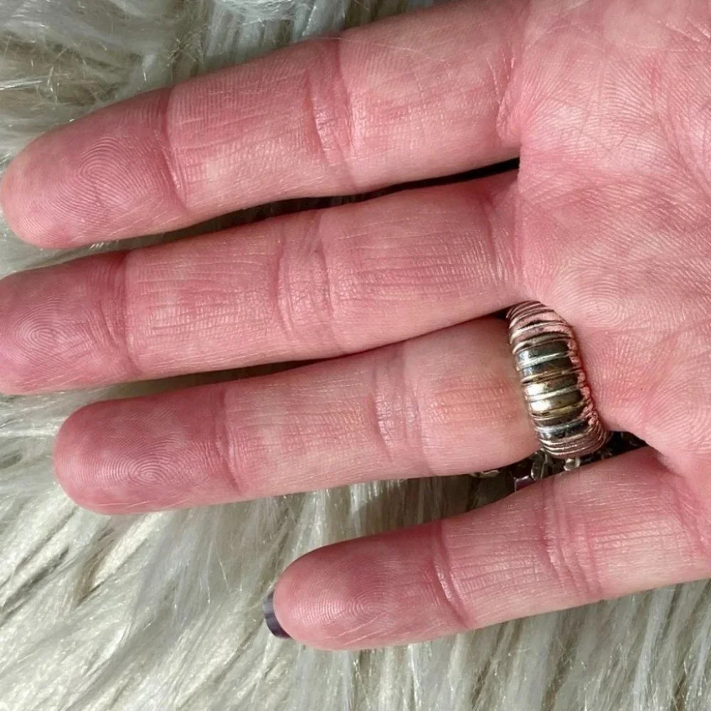 🟣 (2/$20) - Fun Large Beaded Stretch Ring - One Size - Picture 7 of 8